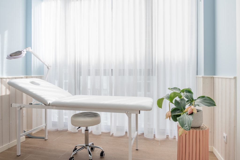 Clínica dermatológica en SANTANDER Dermatólogo Carlos Durán